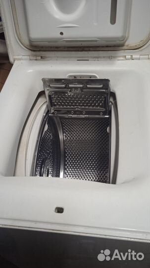 Продаю стиральную машину зануси