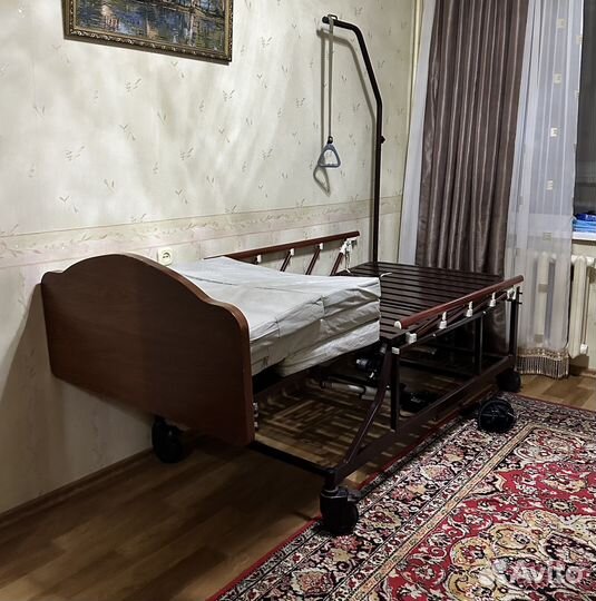Кровать для лежачих больных