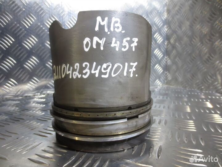 Поршень Mahle/knecht 128L121