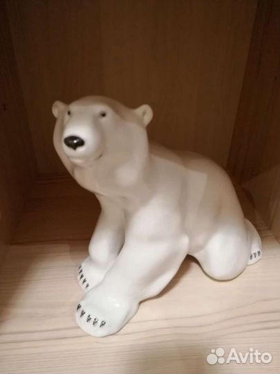 Медведь Фарфор статуэтка