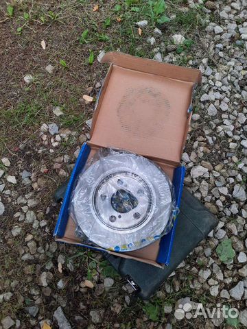 Задний тормозной диск тойота авенсис, королла