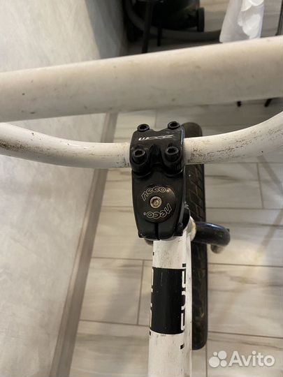 Велосипед bmx level