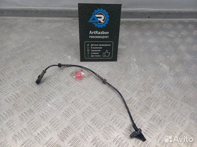 Датчик ABS задний правый Renault Sandero 1 Stepway