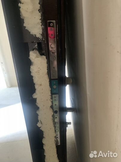 Дверь входная металлическая