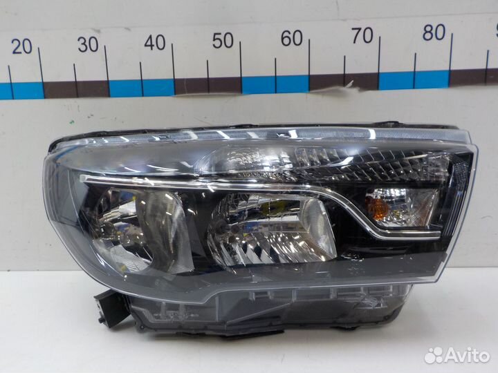 Фара правая LADA Vesta 2015