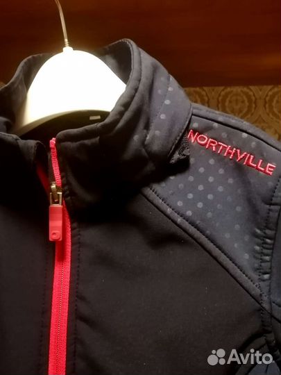 Куртка спортивная для девочки