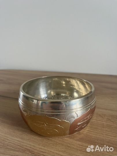 Поющая чаша