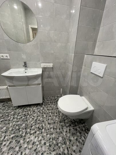 1-к. квартира, 42 м², 1/4 эт.