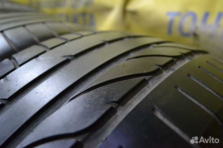 Bridgestone Potenza RE050A 235/45 R17