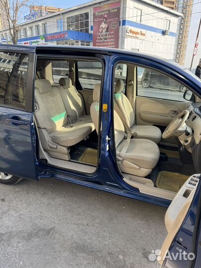 Toyota Sienta, 2010 Аренда