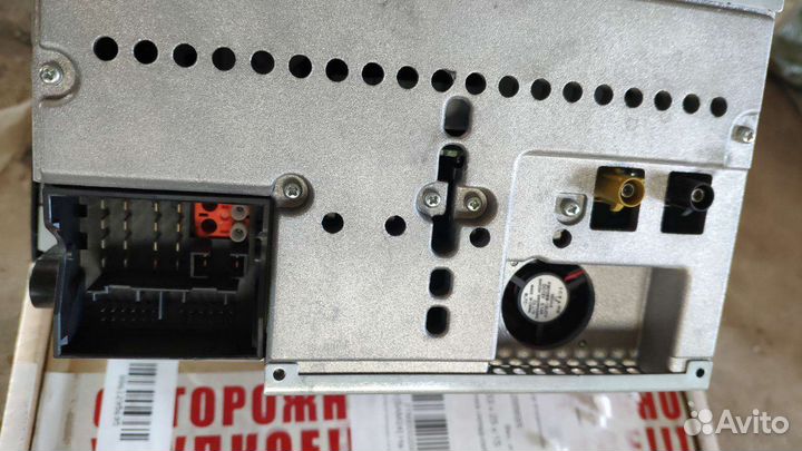 Магнитола Mercedes - Benz