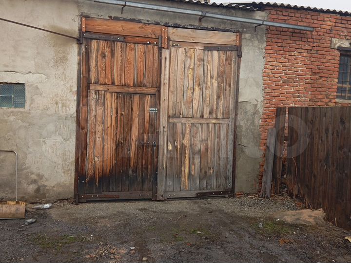 Здание, 140 м²