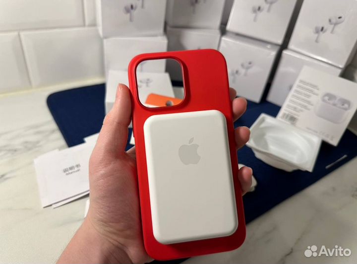 Повербанк для айфона MagSafe Battery Pack