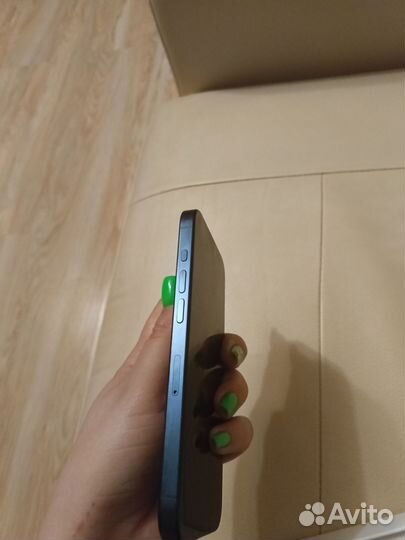 iPhone 15 Pro, 128 ГБ