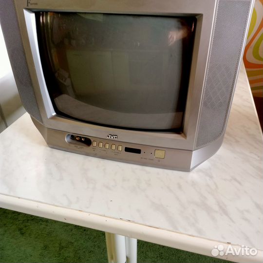 Телевизор бу jvc
