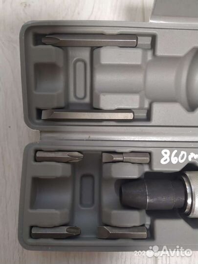 Отвёртка ударная с битами