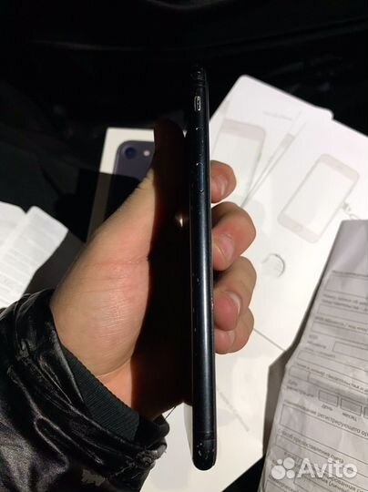 iPhone 7, 32 ГБ