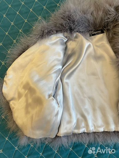 Накидка из лебяжьего пуха Sinequanone