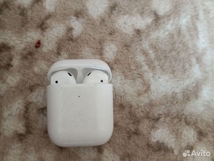 Продам airpods 2