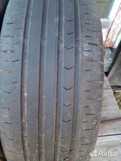 Continental ContiPremiumContact 215/60 R16