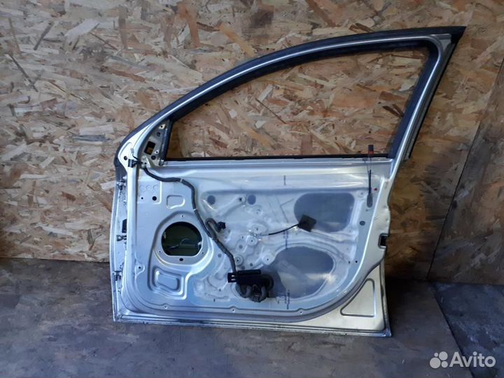 Дверь передняя правая Opel Vectra C 2002-2008