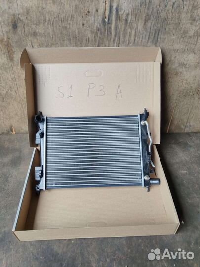 Радиатор охлаждения Hyundai Solaris 1 АКПП