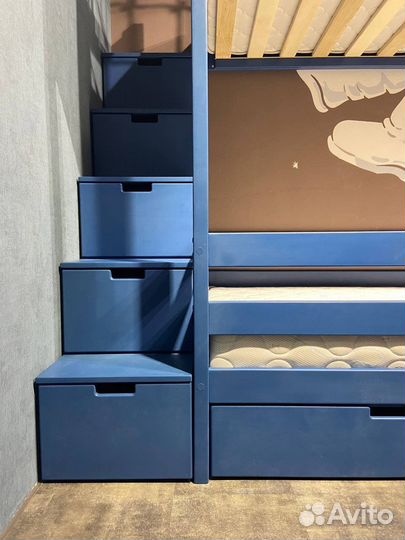 Двухъярусная кровать с канатом