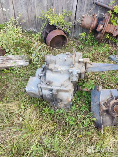 Кпп комбайна Амур - Палессе Гусеничный