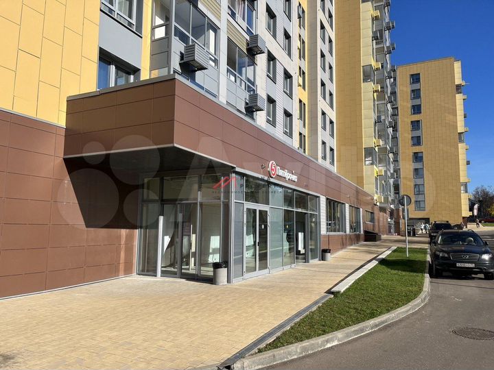 Продам торговое помещение, 69 м²