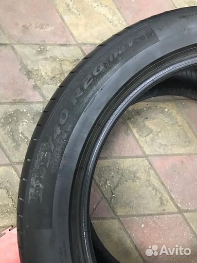 Pirelli P Zero PZ4 305/40 R20