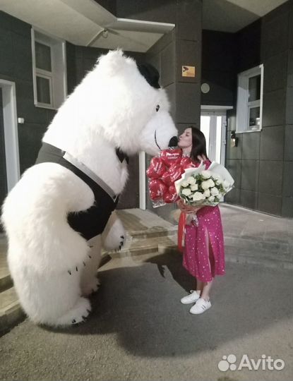 Белый мишка надувной