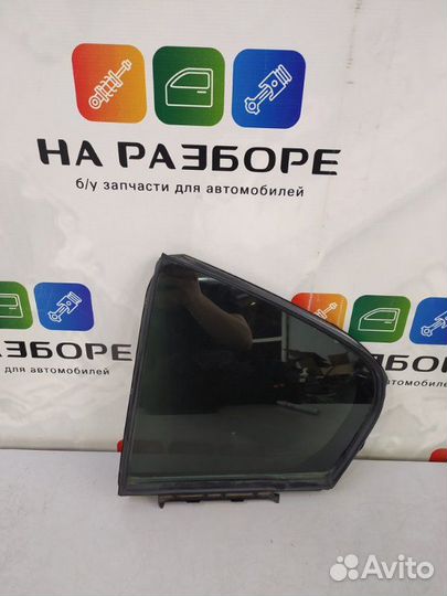 Форточка двери задняя левая Toyota Avensis T270