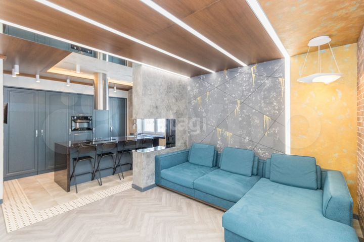 2-к. квартира, 62 м², 9/17 эт.