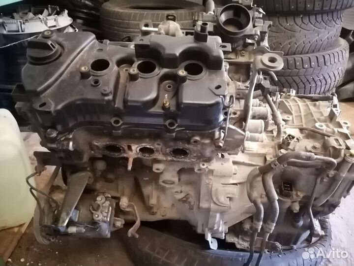 Продам двигатель с Коробкой