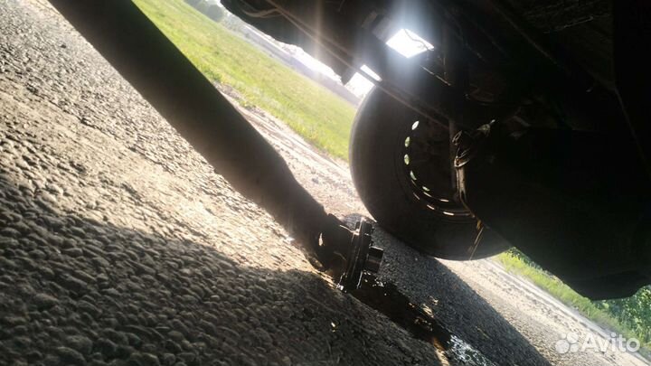 На Мерседес спринтер средний база мост за клинил