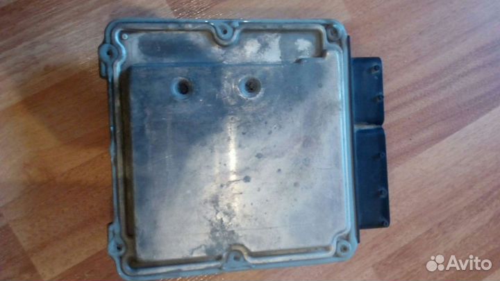 Эбу двигателя Фольксваген 3C0907115G