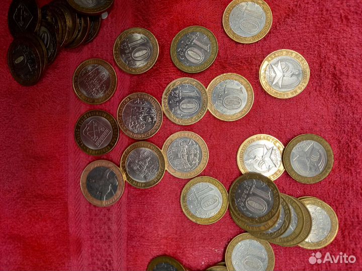 Биметаллические монеты 10