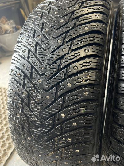 Nokian Tyres Hakkapeliitta 8 SUV 205/65 R16