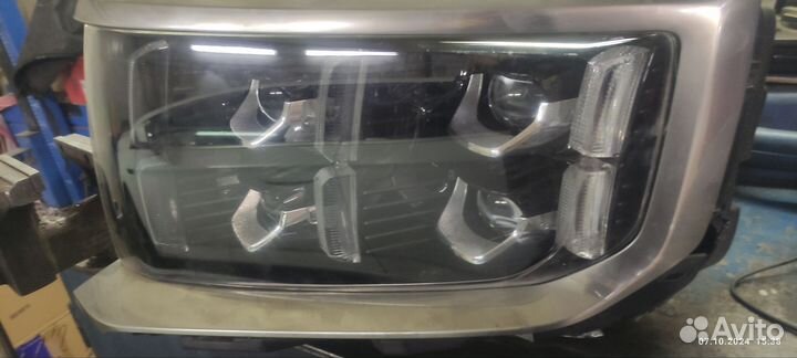 Фары левая KIA Mohave