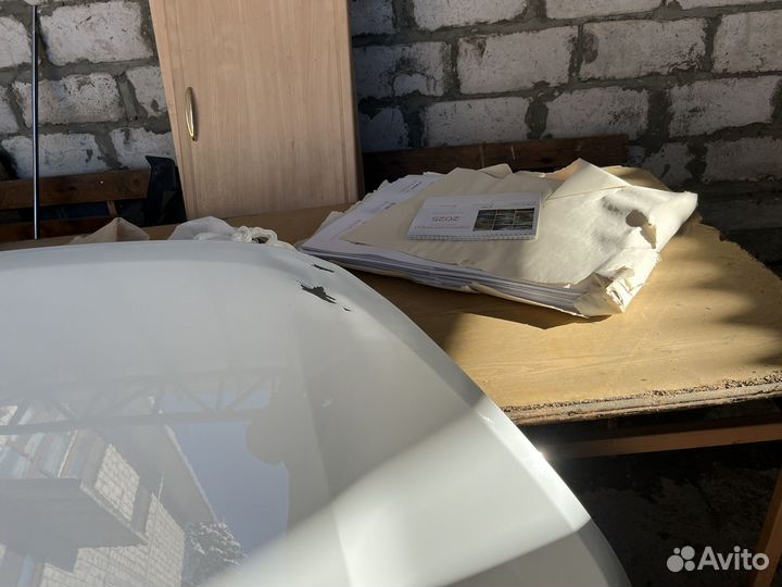 Капот LADA vesta белый