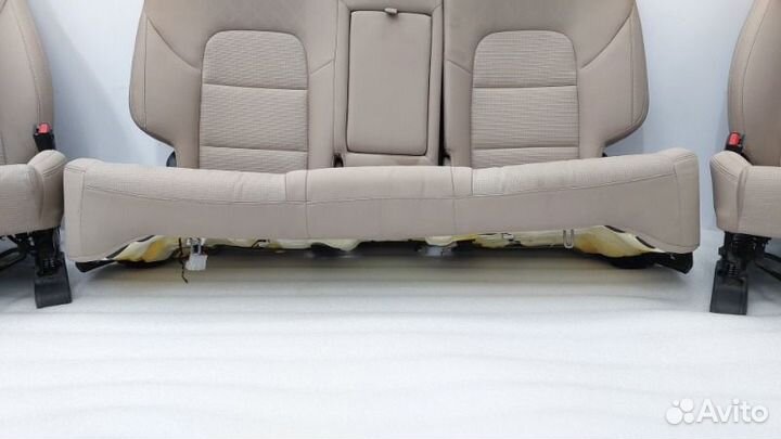 Сиденья комплект Hyundai Tucson TL G4NA 2018