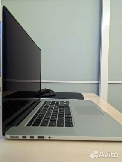 Apple MacBook Pro 15”, 2 Tb SSD, Intel Core i7