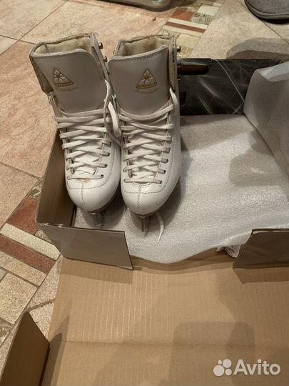 Продам коньки Jackson 29 р