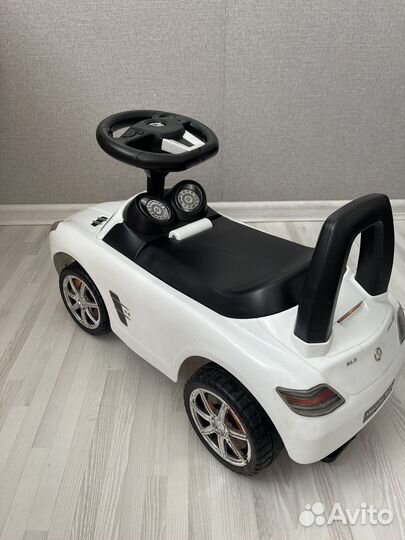 Машинка-каталка толокар