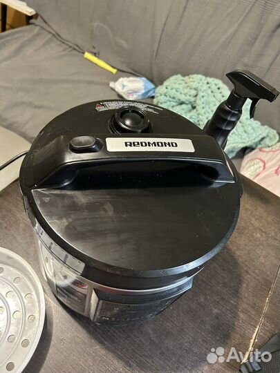 Мультиварка redmond