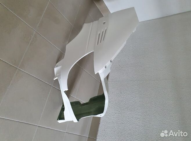 Кронштейны фар передних крыльев Mercedes Sprinter