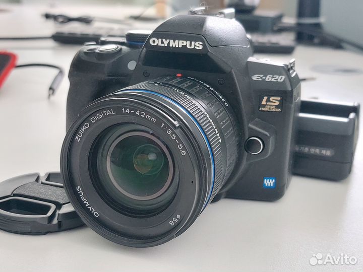 Olympus e620 с объективом 14-42