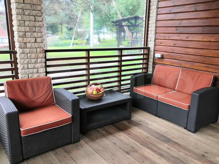 Дом 100 м² на участке 50 сот.