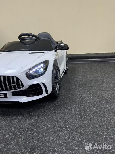 Новый Электромобиль Mercedes AMG GT