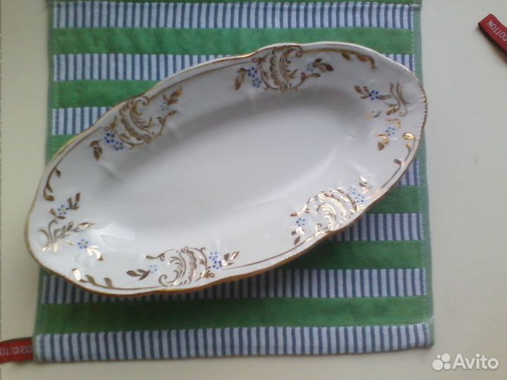 Винтажные фарфоровые тарелки